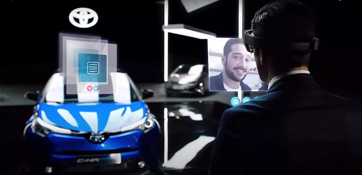 Toyota's use of mixed reality 