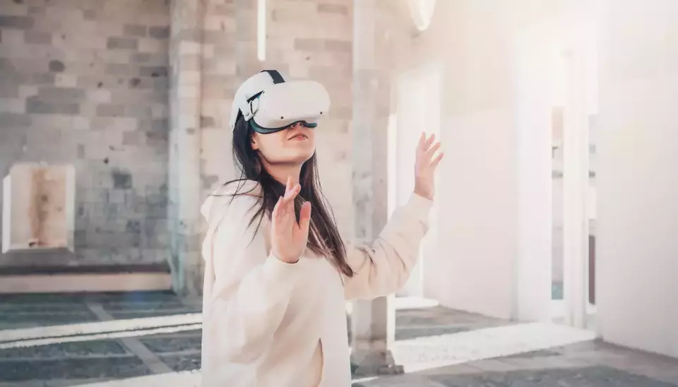 Predicting the Impact of Virtual Reality (VR) on Future Travel Trends