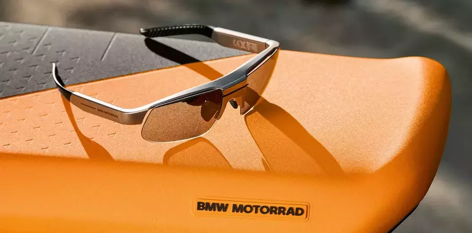 Elevate Your Motorcycling Experience with BMW Motorrad ConnectedRide Smart Glasses